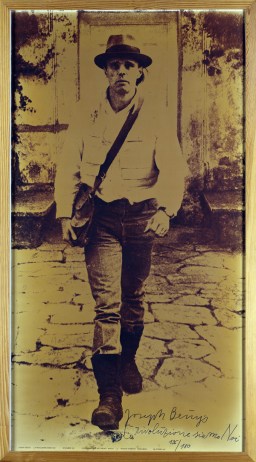 23_Beuys_Larivoluzione-1